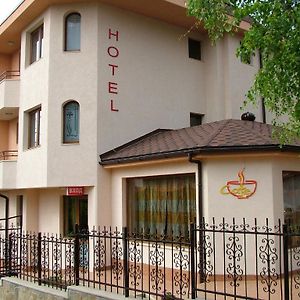 Family Hotel Emaly 1 بانكيا Exterior photo