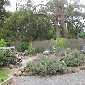 Seville Honeyeater Cottage Exterior photo