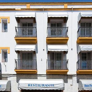 فندق Hostal San Francisco Granja de Torrehermosa Exterior photo