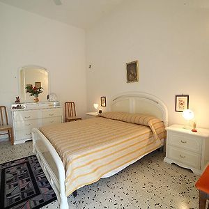 شقة أُجينتو  في Casetta Biancospino Exterior photo