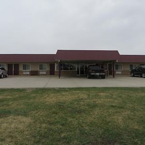 وين Sports Club Motel Exterior photo