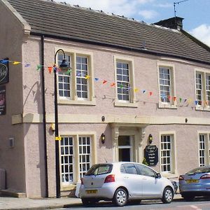 دنفرملاين Ferrybridge Hotel Exterior photo