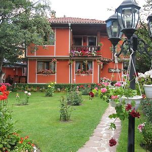 Family Hotel Kalina كوبريفشتيتسا Exterior photo