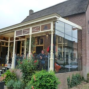 مبيت وإفطار Heerewaarden 'T Oude Veerhuis Exterior photo