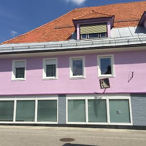 شقة Haus Weisses Lamm Weitensfeld Exterior photo