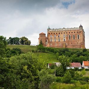 فندق Zamek Golubski Exterior photo