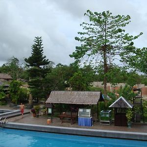 Continent Wonua Monapa Resort كينداري Exterior photo