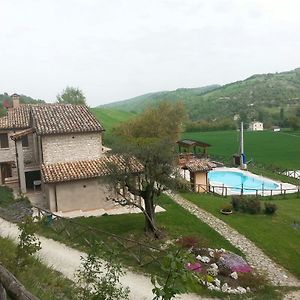 فيلا Agriturismo Il Casale بيرغولا Exterior photo