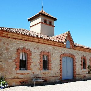 مبيت وإفطار Auvillar Le Farat Bed & Breakfast Exterior photo