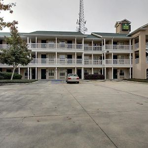 Intown Suites Extended Stay New Orleans La - ميتايري Exterior photo