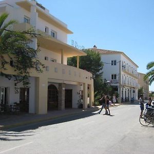 فندق Rocaplana Hostal إس بويولس Exterior photo