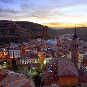 فندق Hostal Restaurante El Castillo Alcorisa Exterior photo