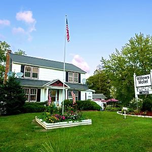 ويليامزتاون Willows Motel Exterior photo