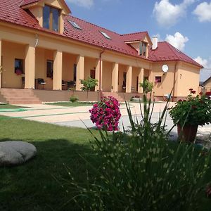 فندق Vila Maria Rapovce Exterior photo