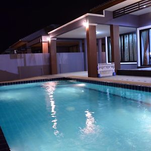 Whale Pool Villa تشا أم Exterior photo