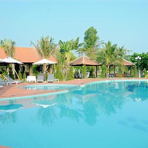 Bavico Resort & Spa Tam Giang - هوي Exterior photo