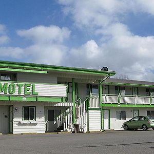 New Hazelton Bulkley Valley Motel Exterior photo