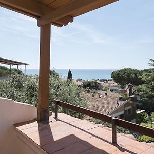 Villa Con Terrazza Vista Mare كاستيغليون ديلا بيسكايا Exterior photo