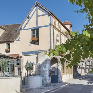 Hotel Aux Vieux Remparts, The Originals Relais بروفين Exterior photo