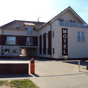 Motel سينيتش Exterior photo