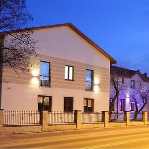 Hotel Stara Fabryka Malogoszcz Exterior photo