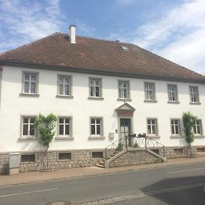 Ferienwohnungen Im Schul & Rathhaus Oberفولكاخ Exterior photo