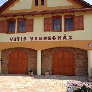 فندق Vitis Vendeghaz Becsehely Exterior photo