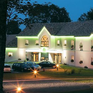 Logis Hotel - Restaurant Le Tulipier Vienne-le-Château Exterior photo