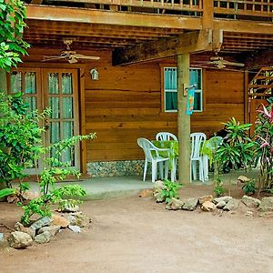 شقة Blue Island Divers Casa Descanso Sandy Bay Exterior photo