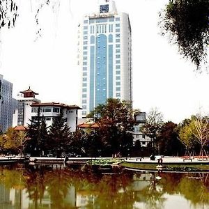 فندق Jincheng في  فندق جينتشينج باسيفيك Exterior photo