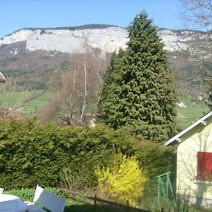 فيلا Gite Meuble Les Centaurees Saint-Martin-en-Vercors Exterior photo