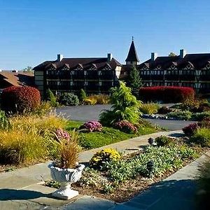 شبردزتاون Bavarian Inn Exterior photo