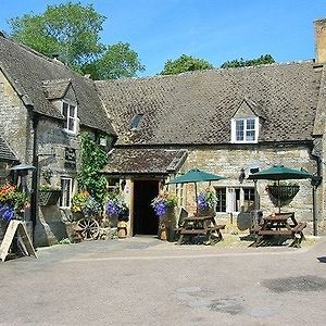 كيلتنهام The Plough Inn Exterior photo