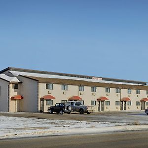 Nova Inn Kindersley Exterior photo