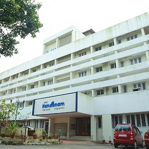 غوروفايور Hotel Nandanam Exterior photo