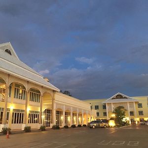 فراي Amonruk Hotel Exterior photo