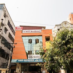 Super Hotel O Allipuram Near Railway Station فيساخاباتنام Exterior photo