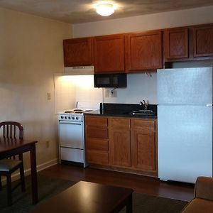 Affordable Suites شارلوتسفيل، فيرجينيا Exterior photo