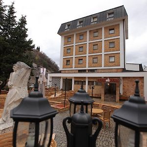 Kratovo Hotel Kratis Exterior photo