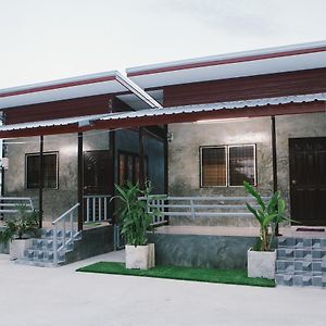 هانغْدونغْ ฺbaan Tonglong Homestay Exterior photo