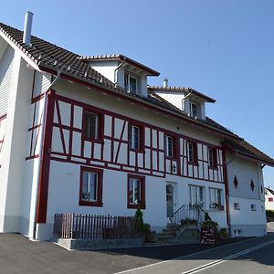 مبيت وإفطار Unterehrendingen Bnb Zum Schluessel Exterior photo