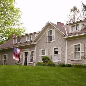 Waitsfield The Featherbed Inn Exterior photo