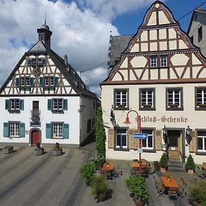نيوفيد Hotel Zur Schloss-Schenke Exterior photo