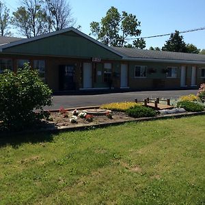 Waubaushene Tay Motel Exterior photo