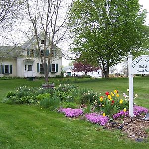 Jefferson Clary Lake Bed And Breakfast Exterior photo