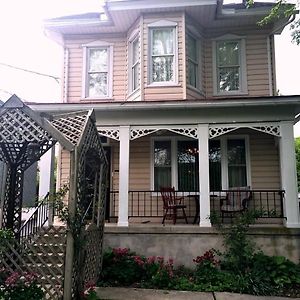 جيم ثورب Hillcrest Bed And Breakfast Exterior photo