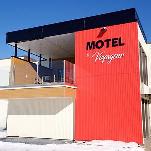 سان جورجس Hotel Motel Le Voyageur Exterior photo