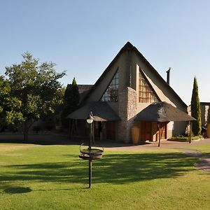 Villiers Lekoa Lodge Exterior photo
