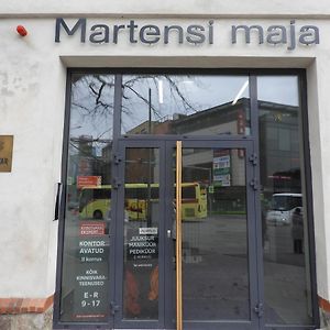 الشقق الفندقية بارنوفي  Martensi Maja Exterior photo