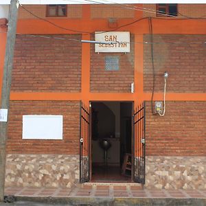 فندق Hostal Ruinas De San Sebastian León Exterior photo